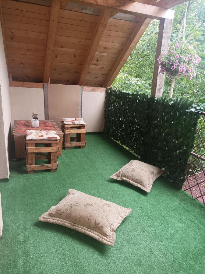Apartmani Marija Zemun Zemun Polje Экстерьер фото